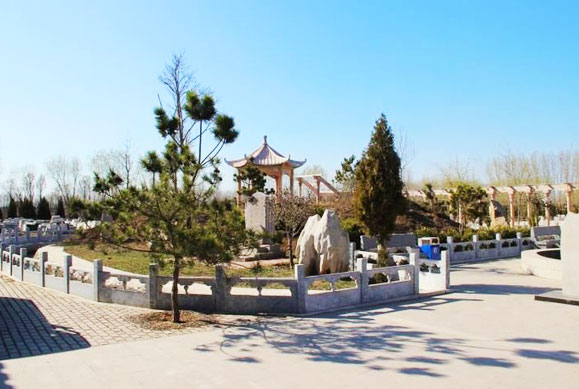 德芳潭陵园——柳绿成荫,花香四溢,兴阴宅旺祖运